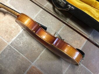 Bartolomeo Giuseppe Guarneri staré housle - 3