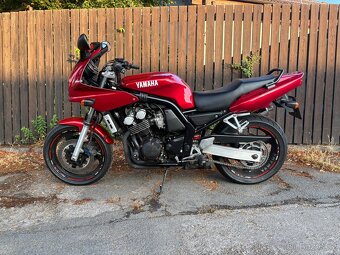 Yamaha Fazer 600 - 3