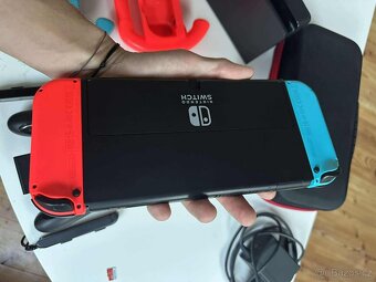 Nintendo switch OLED + plno příslušenství - 3