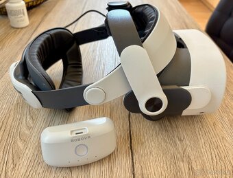 Meta Quest 3S 128gb + bobovr M3 pro - 3