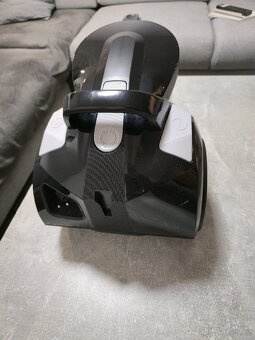 Bezsáčkový vysavač Rowenta RO4825EA - 3