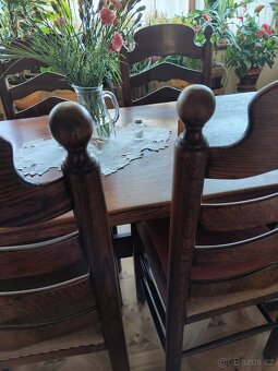 Jídelní stůl a židle - 3