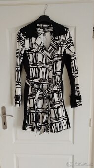 Dámský komplet, vel. S a kabát, vel. M - 3