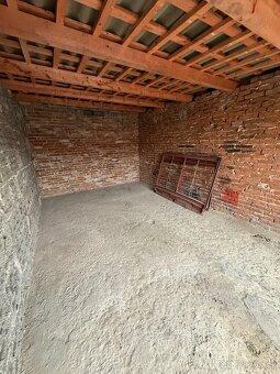 Prodám garáž 24 m² u STK Mělník, nová střecha - 3