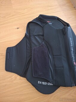 Chranic patere SWING - 3