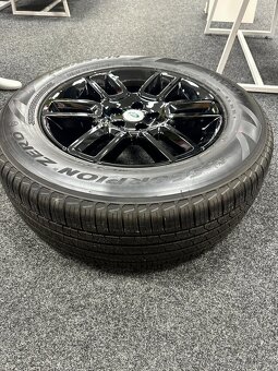 255/65/19 LAND ROVER / Defender - 3