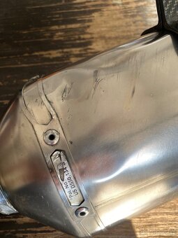 Akrapovic titan karbon - 3