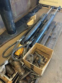 JCB 426 / 434 ramena High Lift - 3