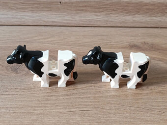2x lego kráva s černými puntíky - 3