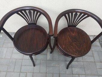 Konferenční stolek Thonet. - 3
