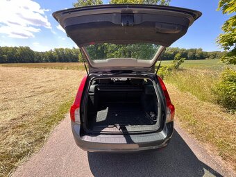 Volvo v50 1.6d 80 kw - 3