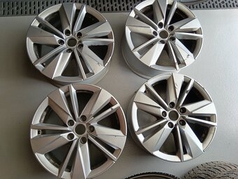 sadu al disku 17" SCUTUS, ORIGINAL SKODA KAROQ model 2024 - 3