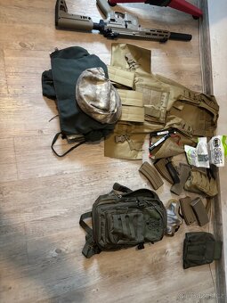 Prodám plnou výbavu na airsoft měsíc používaný - 3