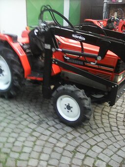 Prodej malotraktoru shibaura d228f - 3