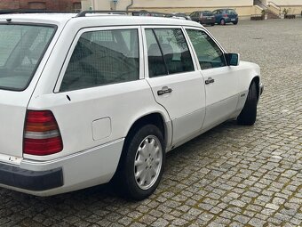 Mercedes Benz w124 2.5D - 3
