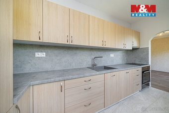 Prodej bytu 3+1, 68 m², Maletín - 3