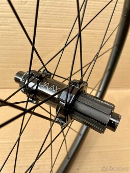 Kola Road/gravel JAVAX 40 RC DiscTubeless - 1460 g - 3