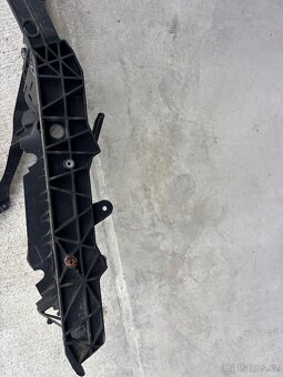 Tesla modes S od 2015 - 3