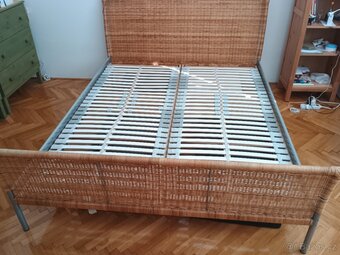 Prodám manželskou postel Ikea - 3