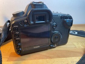 Fotoaparát Canon EOS 5D Mark II s objektivem - 3