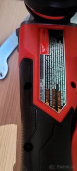 Aku Úhlová bruska Milwaukee M18 125mm - 3