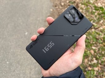 Asus Rog Phone 8 Pro 16/512gb + větrák nový - 3