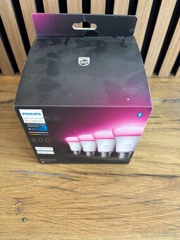 Set Philips Hue - zarovky E27, E14 a wall switch - 3