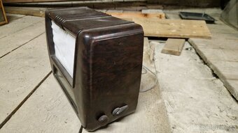 Elektronkové rádio Tesla Accord 401U - 3