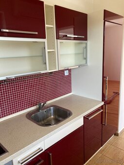 Pronájem bytu 1+1 Napajedla 45m2 klimatizace, balkon - 3