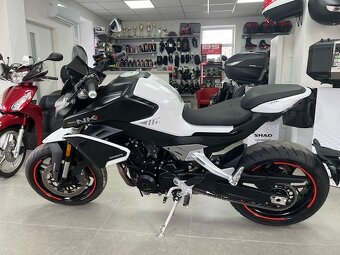 CFMOTO 800 NK Advanced - 3
