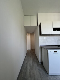 Pronájem bytu 1+1, Bajkalská, Poruba-sever, 8900 Kč/měs, 36 - 3