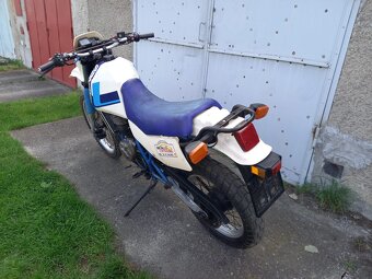 Suzuki DR 600 - 3