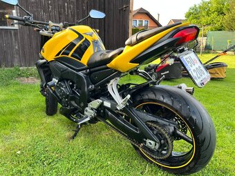 Yamaha fz1 - 3