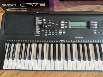 Klávesy YAMAHA PSR - E373 - 3