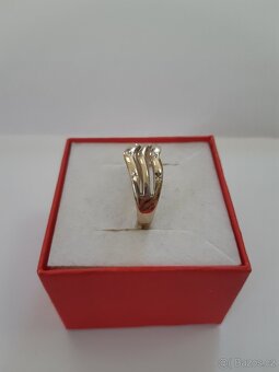 Zlatý prsten s vyrytými hvězdičkami, bílé zlato - 3