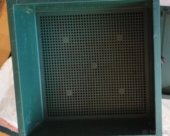 vermikompostér VermiHut 4 PATROVÝ tmavě zelený - 3