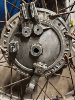 Přední kolo čz 997,998 - 3