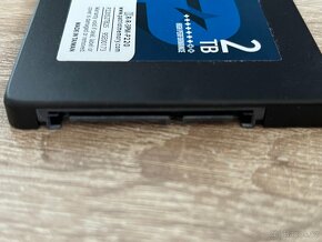 Nový,rychlý a nepoužitý SSD Patriot P220 2048GB : 2048,4 GB - 3