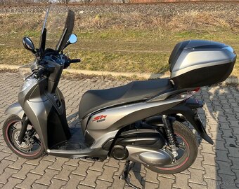 Honda SH 300 r.v.2020 - 3