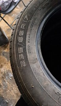Letních gumy 235 65 17 NOKIAN TYRES - 3