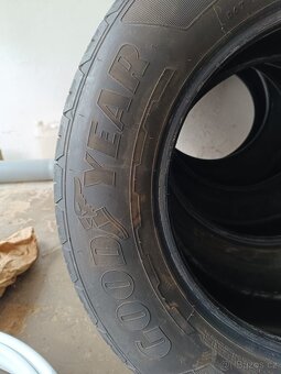 Pneu GOODYEAR 255/65R18 - 3