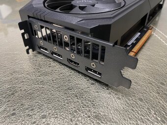 Grafická Karta RX 5600 XT ASUS TUF 3 GAMING Radeon O6G EVO - 3