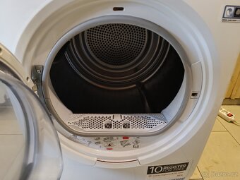 Sušička AEG 8 kg v pěkném stavu - 3