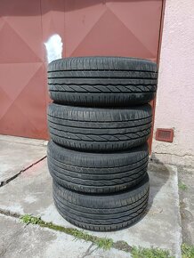 Prodám letní pneu 215 55 R16 97W s disky - 3