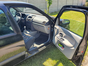 Renault Clio 1,461 cm3 - 3