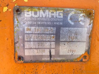 Silniční válec Bomag - 3