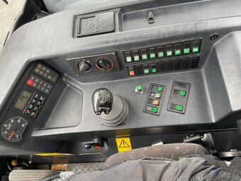 PB 100, rolba, ratrak, Pisten Bully - 3