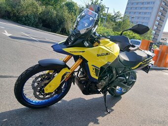 Suzuki V-Strom 800 DE nový - 3