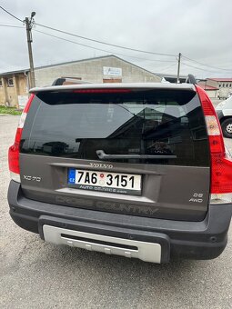 VOLVO XC70 2.4D rok 2007 - 3
