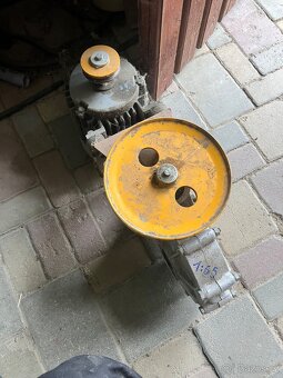 El. Motor s převodovkou - 3